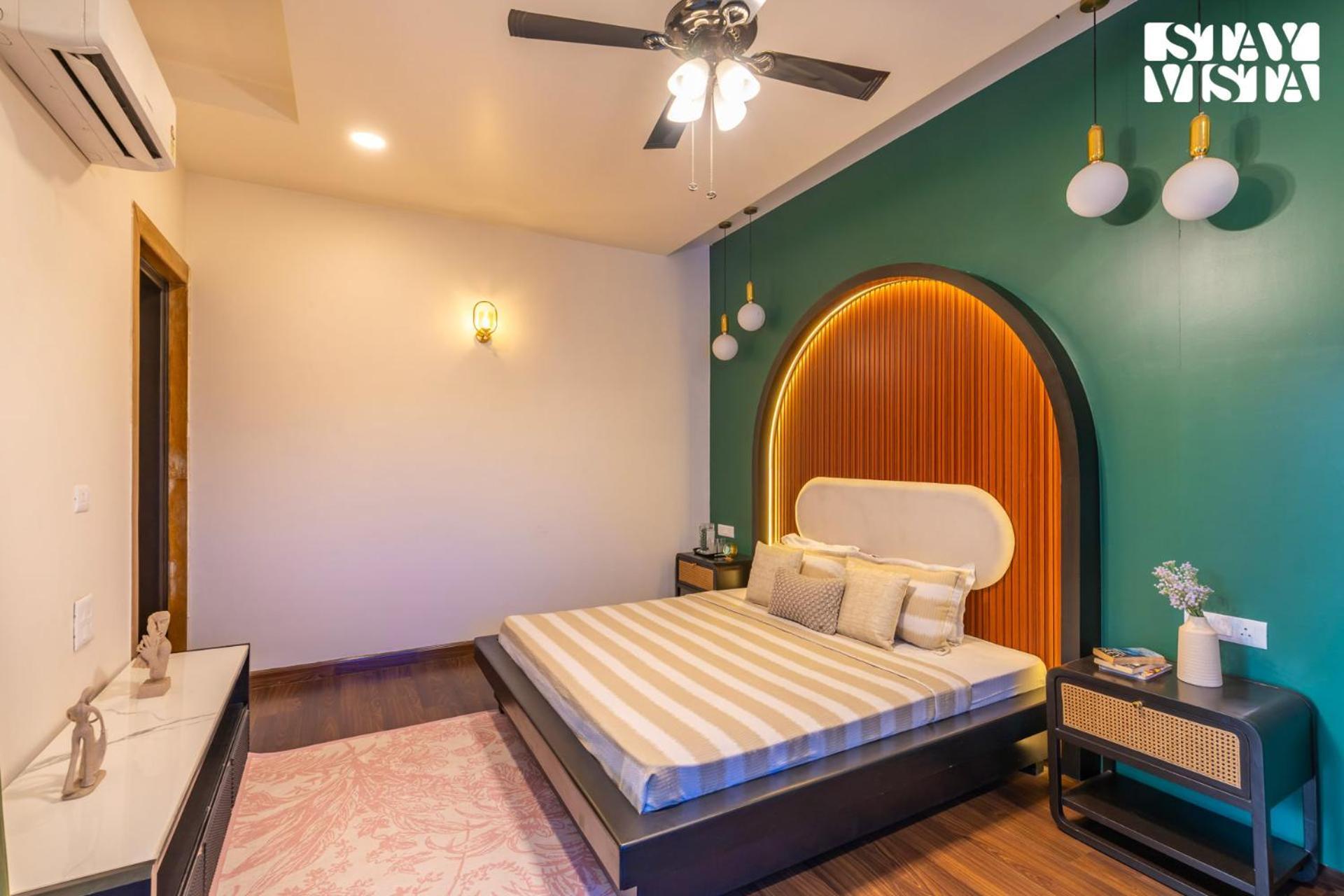 Stayvista At Wandering Vines Indoor Pool 4Bhk Luxury Villa In Delhi Sohna 外观 照片