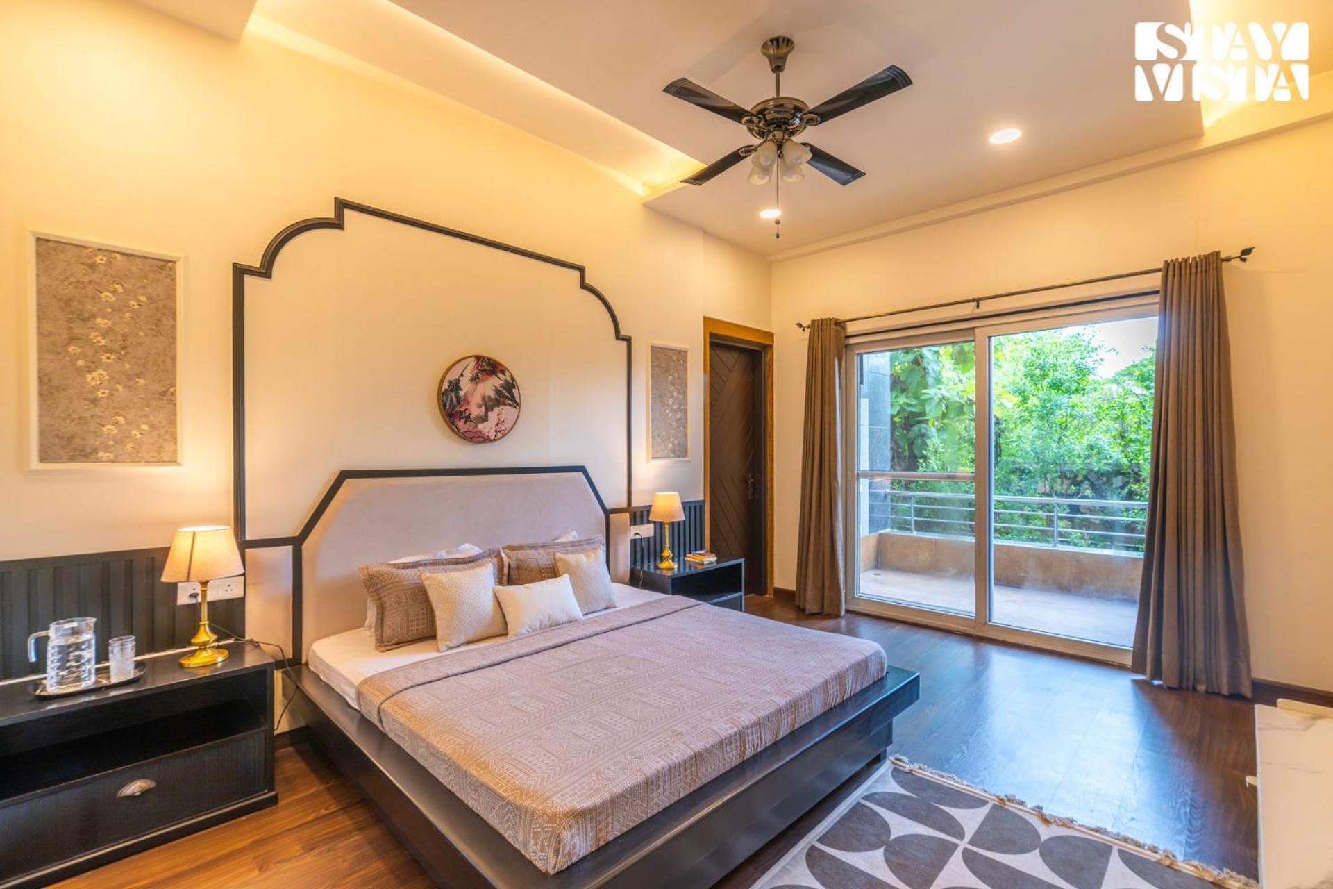 Stayvista At Wandering Vines Indoor Pool 4Bhk Luxury Villa In Delhi Sohna 外观 照片